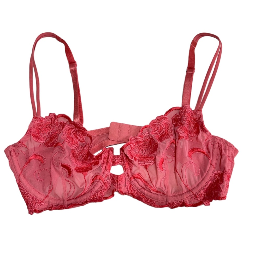 Victoria’s Secrete Pink Lace Underwired Unlined Bra Size 34C